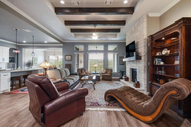 Building Photo - 22028 Cross Timbers Bnd