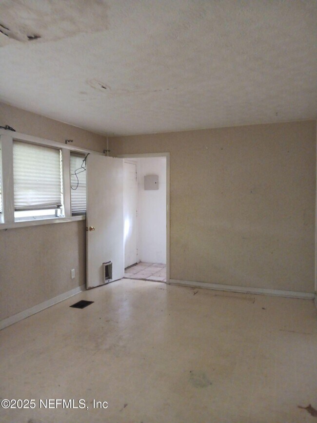Building Photo - 7262 Barberie St