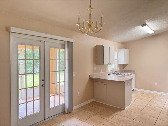 Building Photo - THIS IS NOT AVAILABLE FOR SHOWING UNTIL MI...