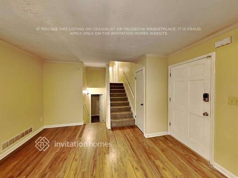 Building Photo - 133 Fox Ridge Ct