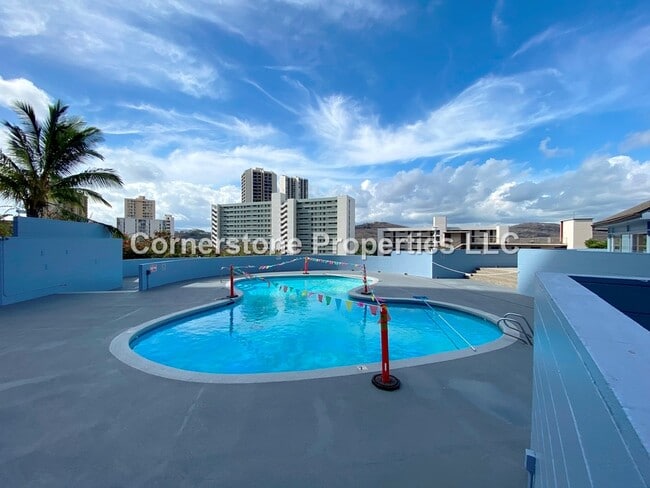 Building Photo - 3045 Ala Napuaa Pl