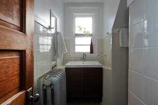 Building Photo - 1121 S East Ave