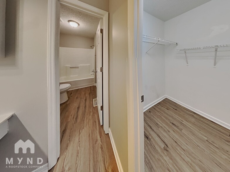 Building Photo - 7007 Ware Rd