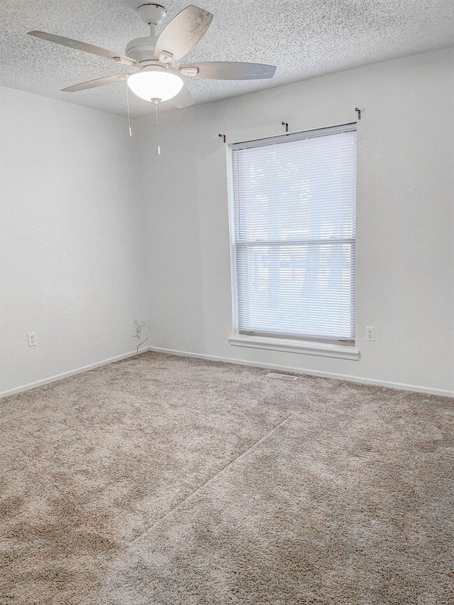 Building Photo - 9608 Detroit Ave