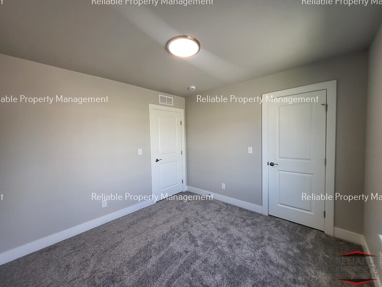 Building Photo - 1612 Hannah Ln