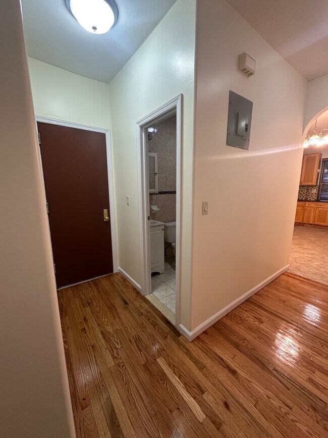 Building Photo - 1917 Avenue O