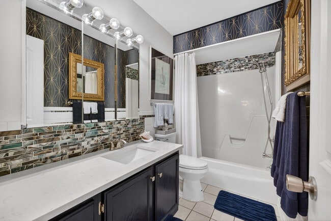 Building Photo - 1225 NW 21st St