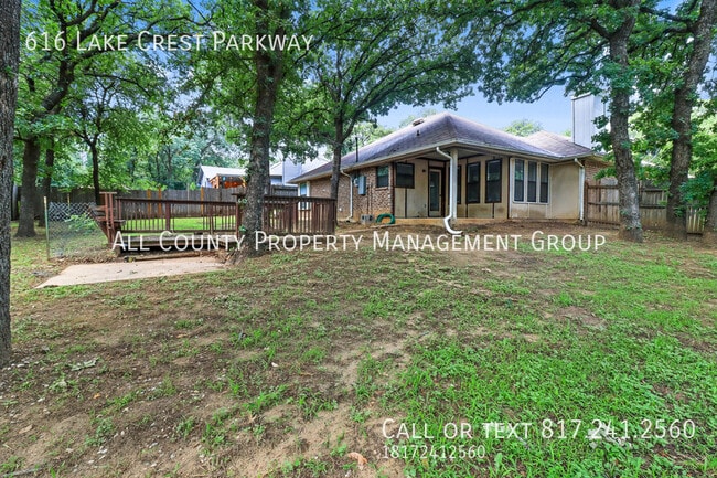 Building Photo - 616 Lake Crest Pkwy