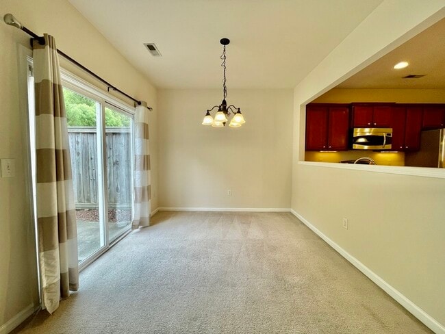 Building Photo - 1513 Corwith Dr