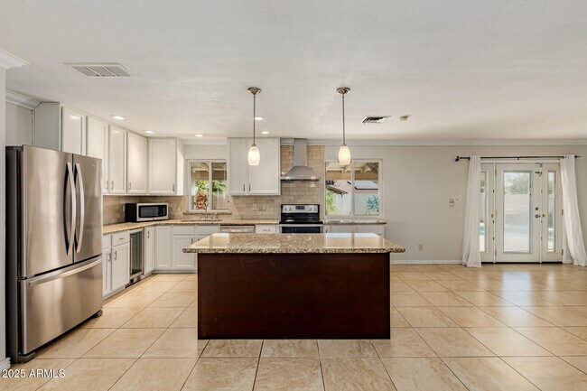 Building Photo - 13209 N 30th St