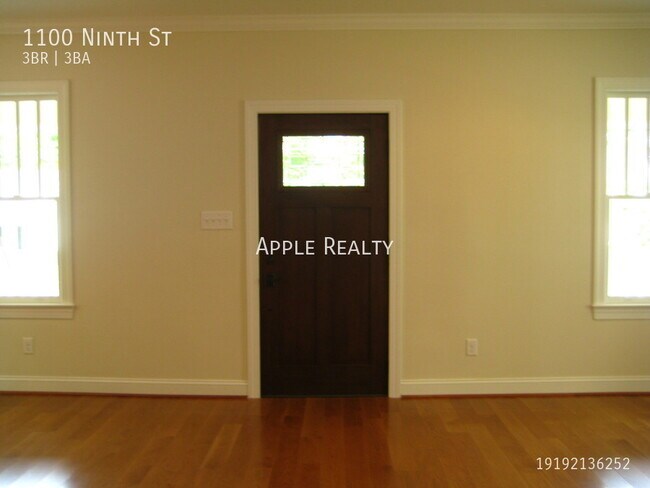 Building Photo - 1100 9th St