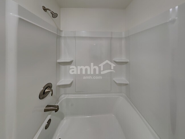 Building Photo - 412 Tributary Ln