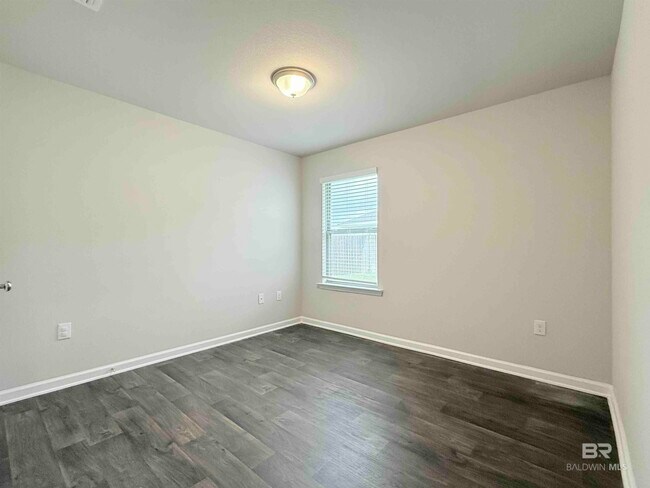Building Photo - 23976 Songbird Dr