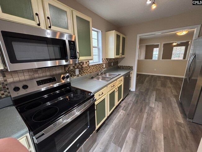 Building Photo - 107 Chapelwood Dr