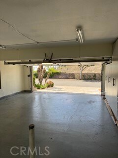 Building Photo - 35 Shorecliff