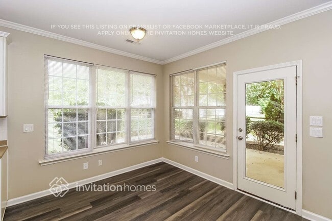 Building Photo - 17032 Stinson Ave