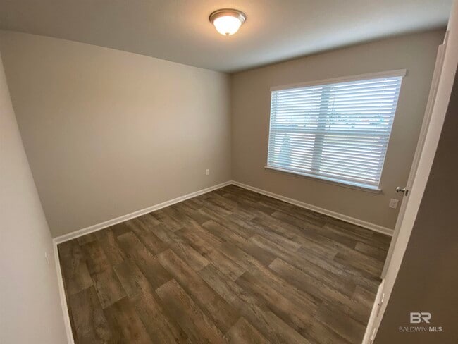 Building Photo - 8359 Harmon St