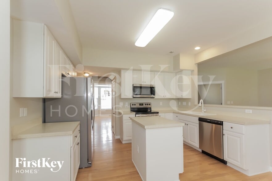 Building Photo - 11923 Withers Mill Dr