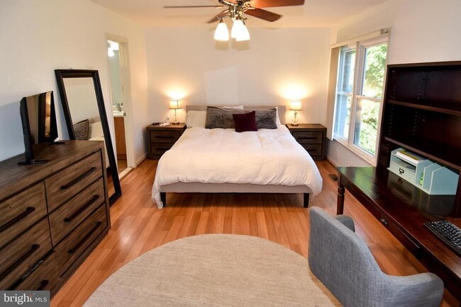 Building Photo - 4846 Cloister Dr