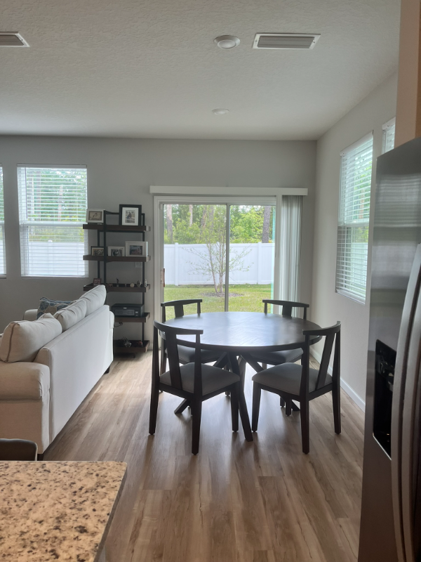 Building Photo - 14542 Macadamia Ln