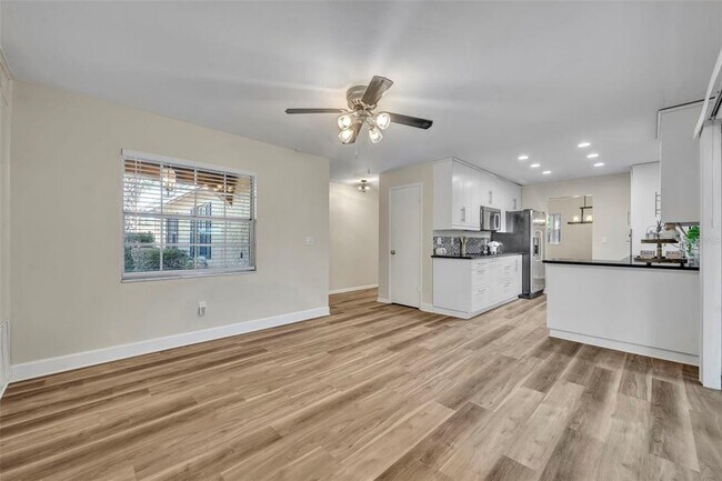 Building Photo - 110 Bilsdale Ct