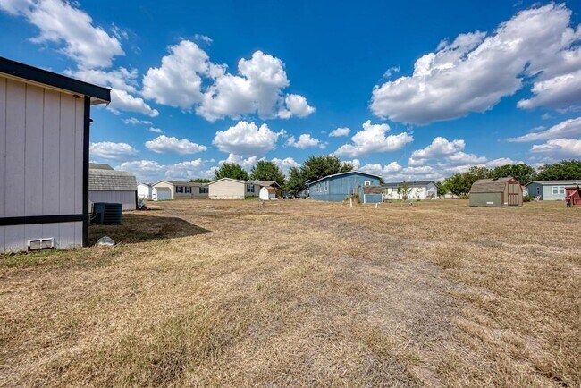 Building Photo - 120 Silver Peak Dr