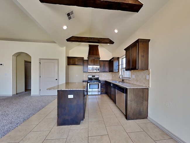 Building Photo - 20611 Frontier Pl