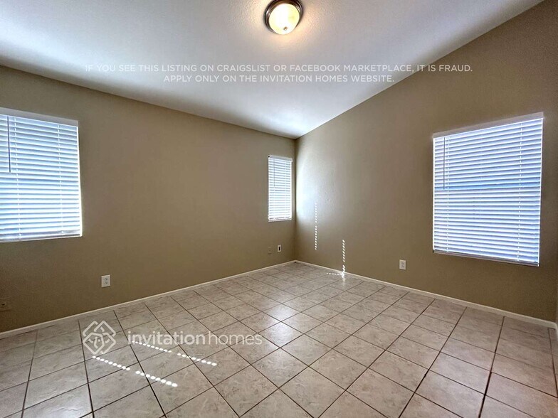 Building Photo - 16128 W Buchanan St