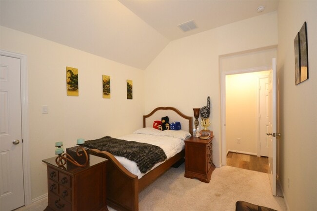 Building Photo - 28907 Powder Ridge Dr