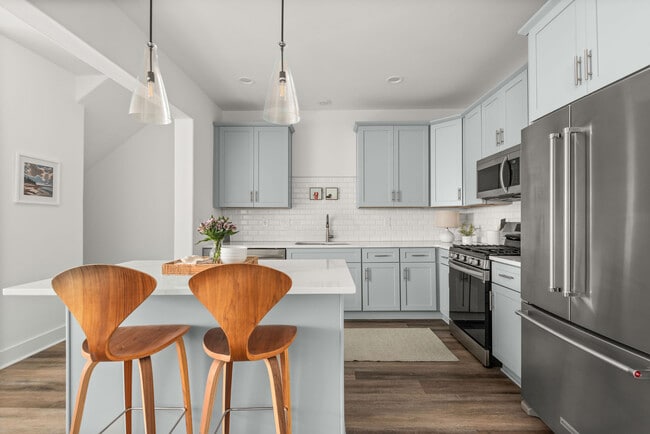 Building Photo - 7008 Westside Cir