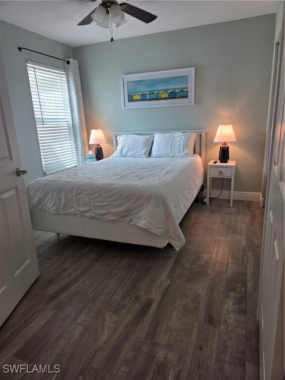 Building Photo - 22161 Tallwood Ct