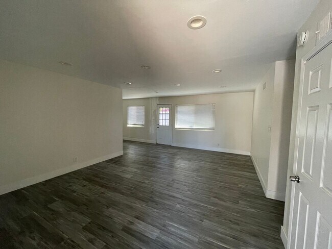 Building Photo - For Rent – 3 Bed, 2 Bath Home in Rowland Heights