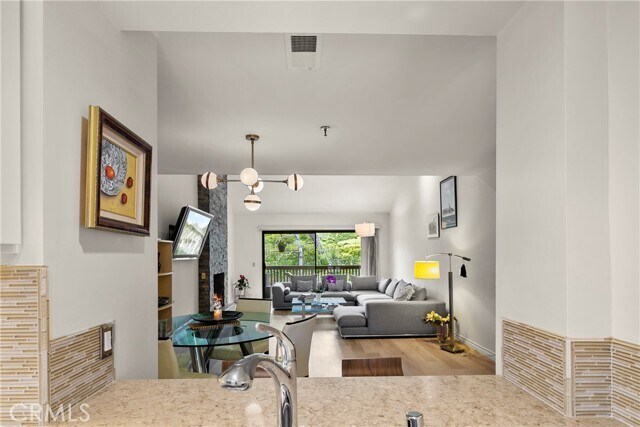 Building Photo - 2 Canyon Island Dr