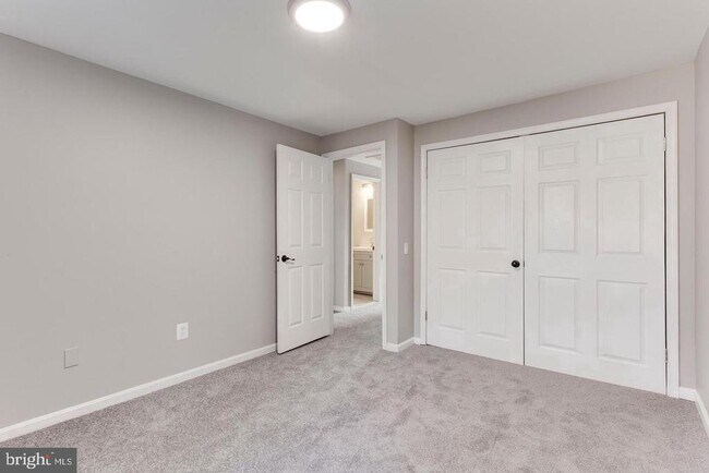 Building Photo - 304 Crescendo Way