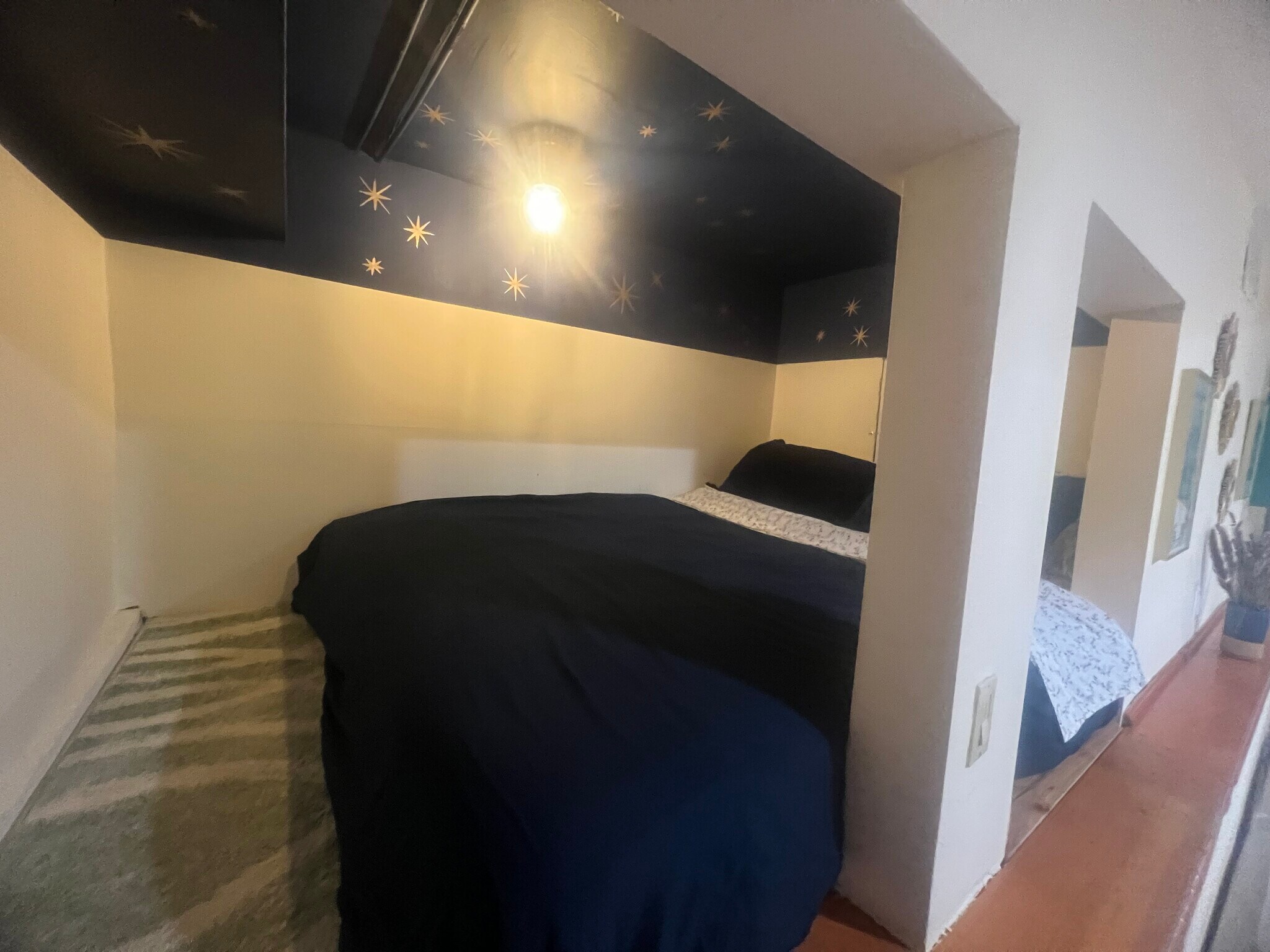 Bed loft - 8420 Lookout Mountain Ave