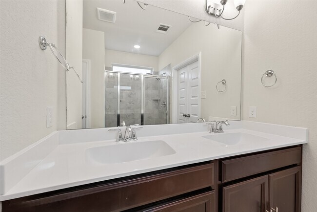 Building Photo - 18122 Alora Springs Trace