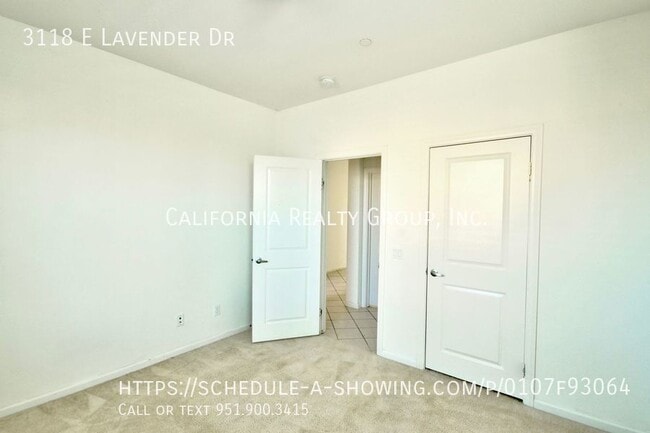Building Photo - 3118 E Lavender Dr