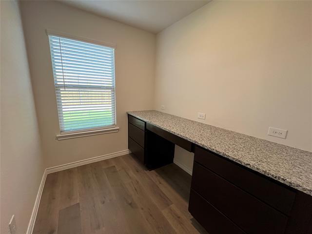 Building Photo - 2039 Liberty Crossing Ave