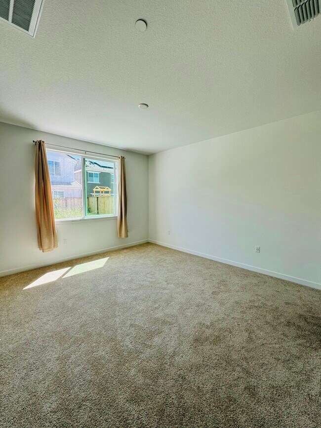Building Photo - 5395 Trimonti Cir
