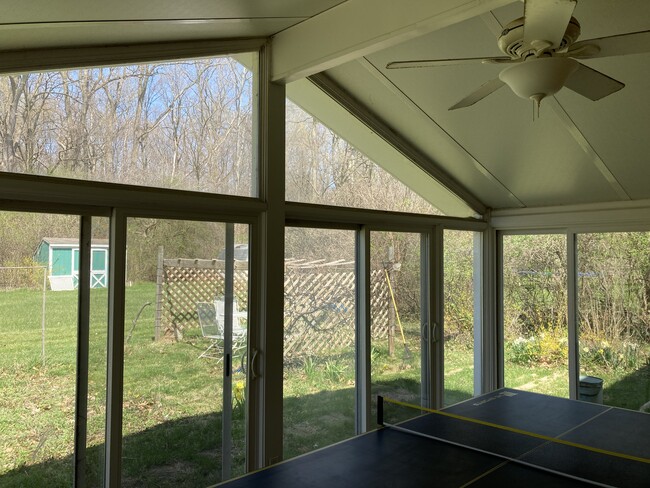 Building Photo - 7332 Grenlock Dr