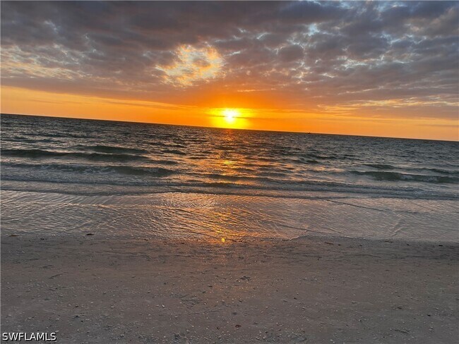 Building Photo - 8965 Malibu Ln