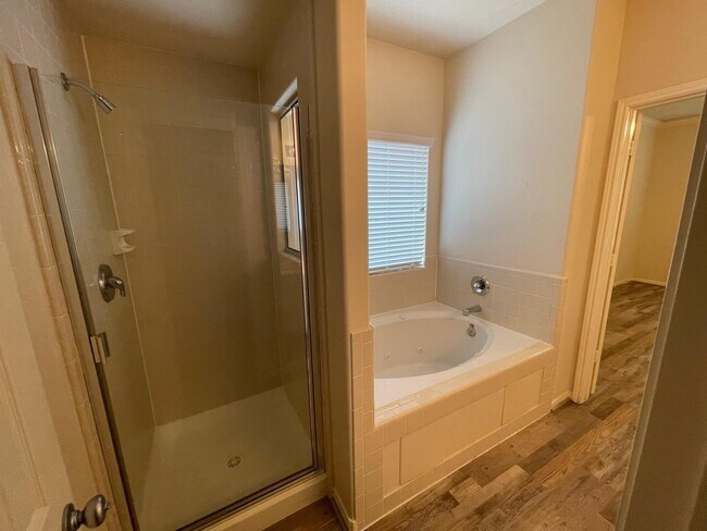 Building Photo - 20214 Cypresswood Estates Run