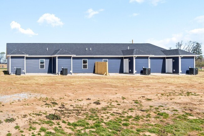 Building Photo - 9530 Russellville Rd