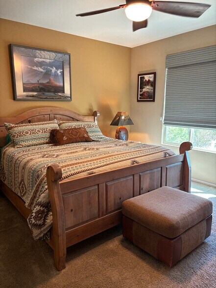 Master bedroom king mattress - 4518 N Petersburg Dr