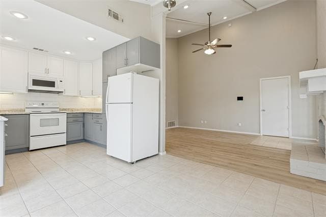 Building Photo - 2117 Oak Brook Dr