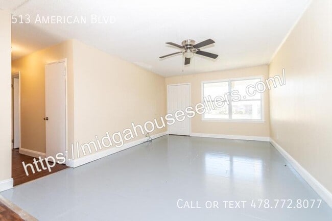 Building Photo - 513 American Blvd