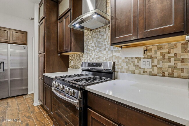 Building Photo - 14804 John McNeely Ave