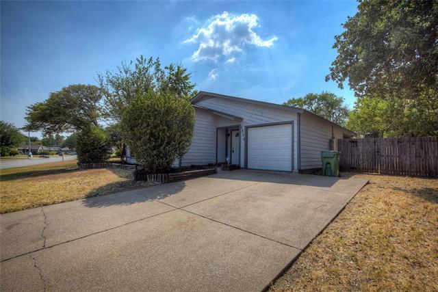 Building Photo - 4804 Springsong Ln