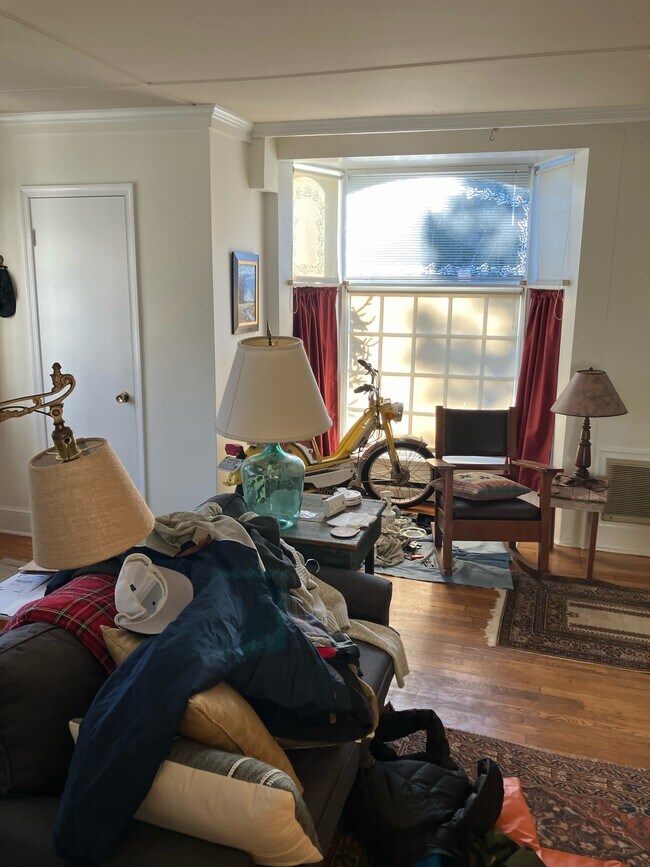 Building Photo - 200 Cannon St