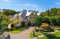 Building Photo - 8305 Fox Haven Dr